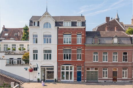 Het Bat 23-B