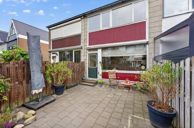 Burgemeester Crezéestraat 10