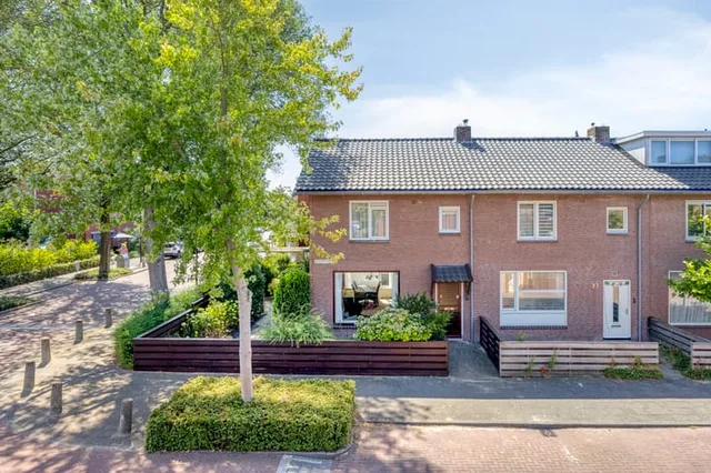 Betje Wolfflaan 25