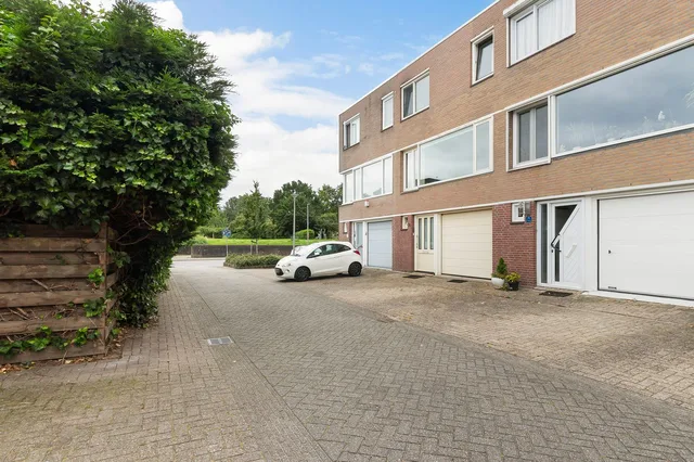 Damsterdiep 76