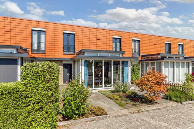 Zuidewijn 39