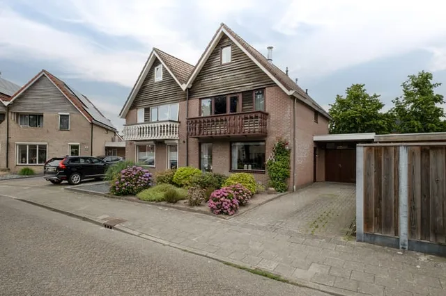 Hofkamp 33