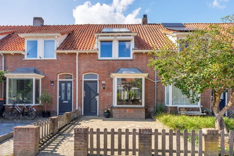 Valkenierstraat 49