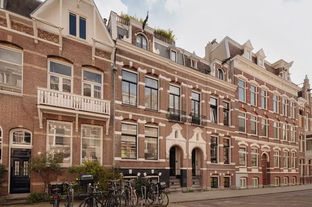 Van Eeghenstraat 13-1