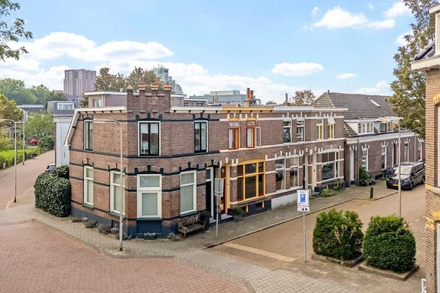 Oosterstraat 74