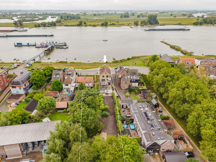 Rivierdijk 669