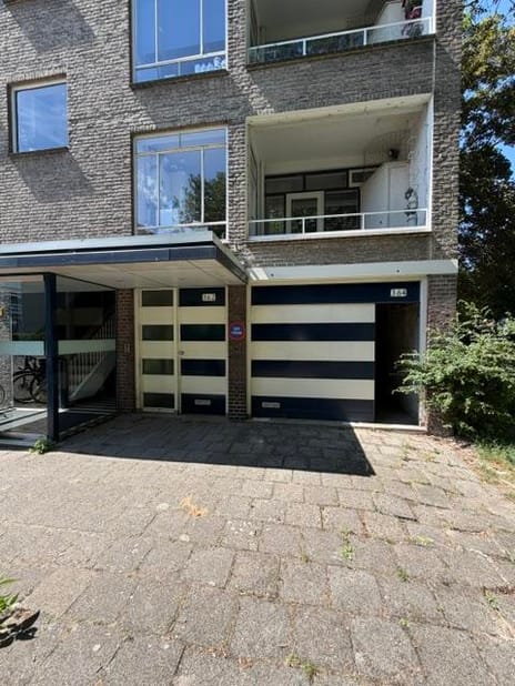 Parelmoerhorst 364