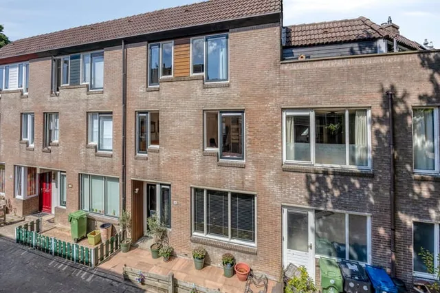 Steenuilstraat 18