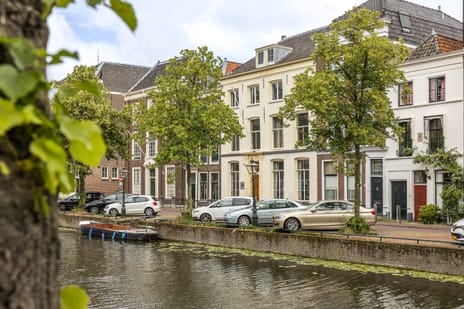 Rapenburg 16