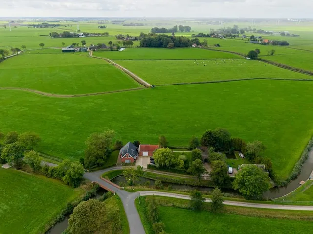 Tolweg 2