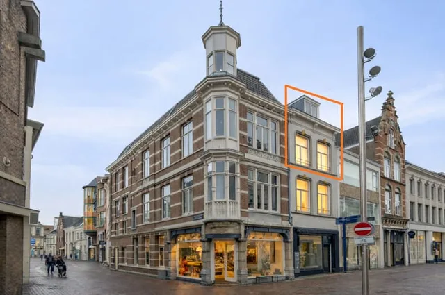 Achter het Verguld Harnas 3-B