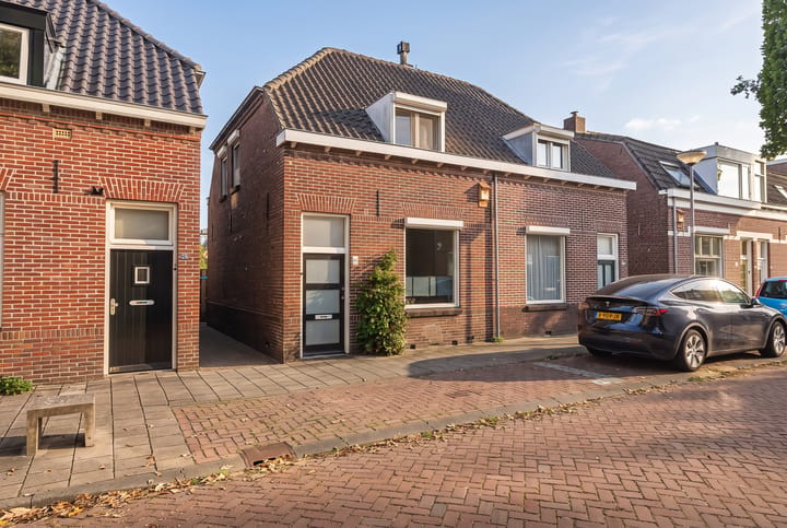 van Merheimstraat 26