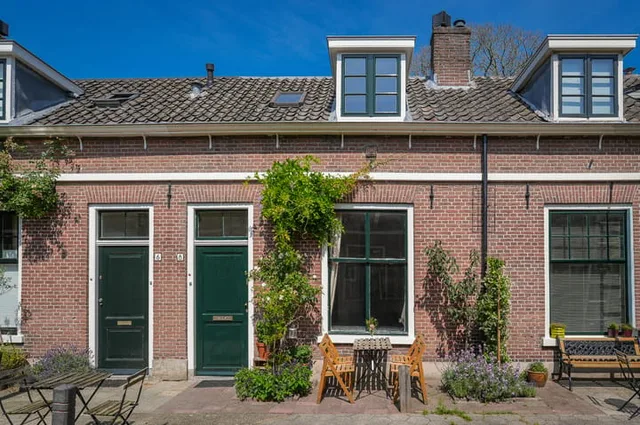 Moesstraat 8
