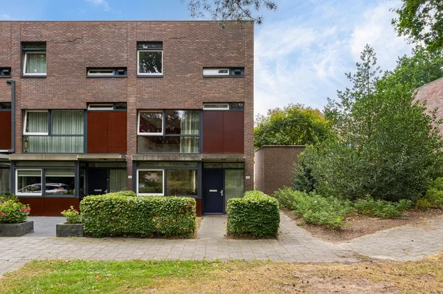 Warmeerweg 300