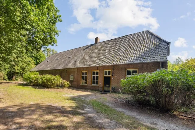 Hoevensestraat 12