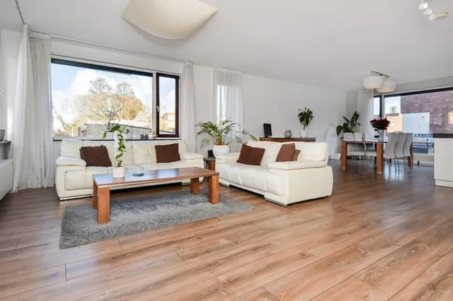 Oosterhesselenstraat 590