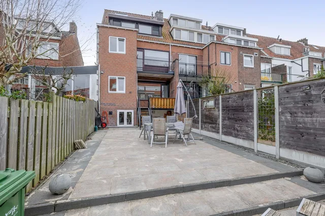 Zestienhovensekade 377