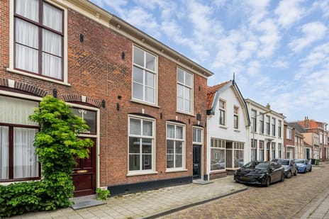 Hoogstraat 52