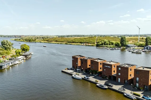 Tjalkkade 31