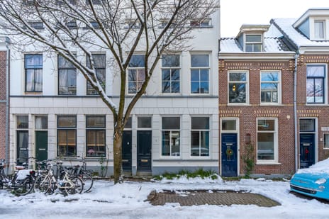 Adriaanstraat 9