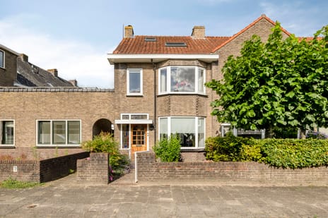 Zeisstraat 1