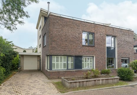 De Lindenhof 13
