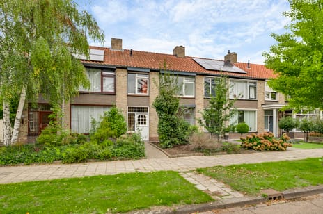 De Ruyterstraat 25