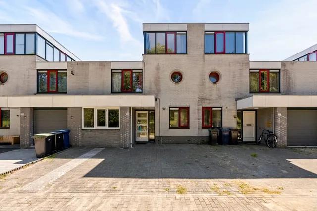 Hagedisstraat 25