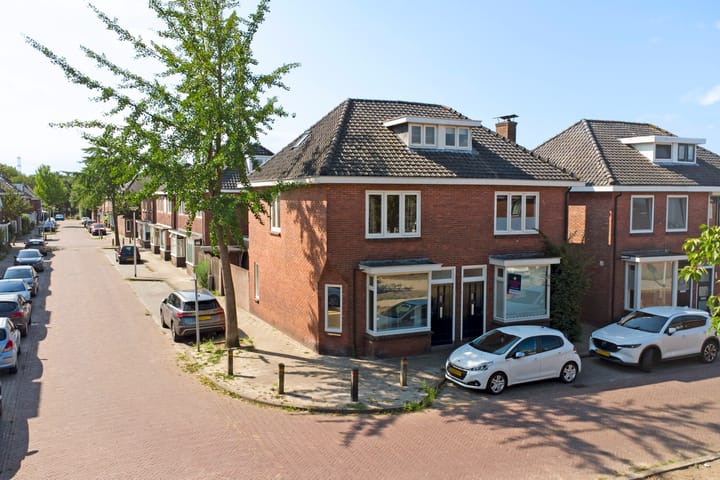 Van Heutzplein 14