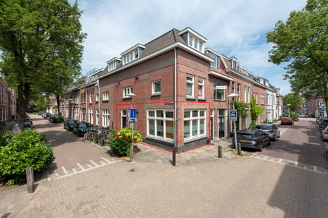 1e Spechtstraat 1
