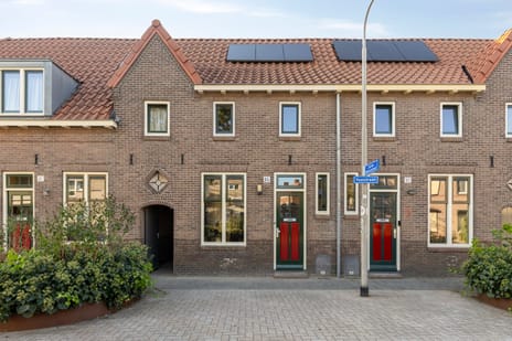Veestraat 95
