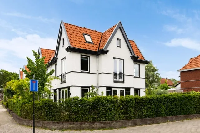 Spoorstraat 15