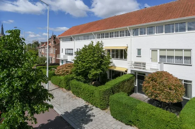 St Jorislaan 10