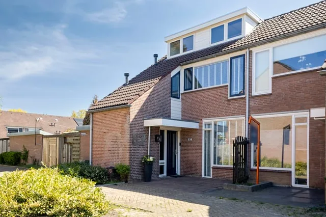 Ampsen 82