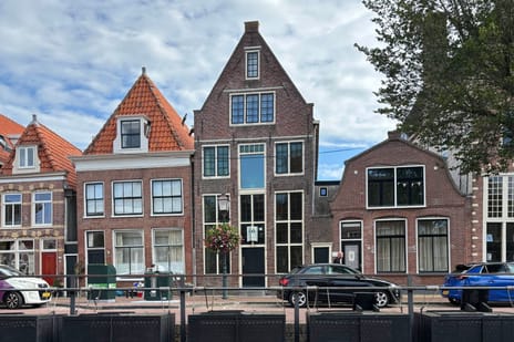 Korenmarkt 10