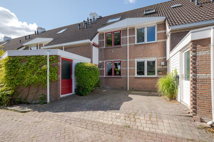 Bram Limburgstraat 46