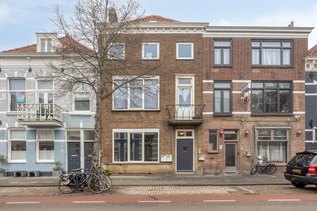 Badhuisstraat 76
