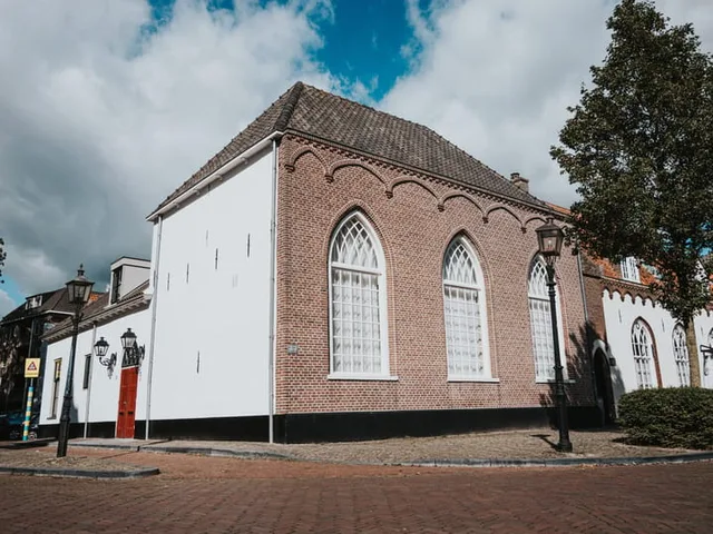 Kerkplein 12