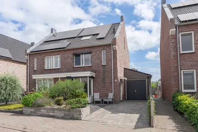 Om de Lande 45