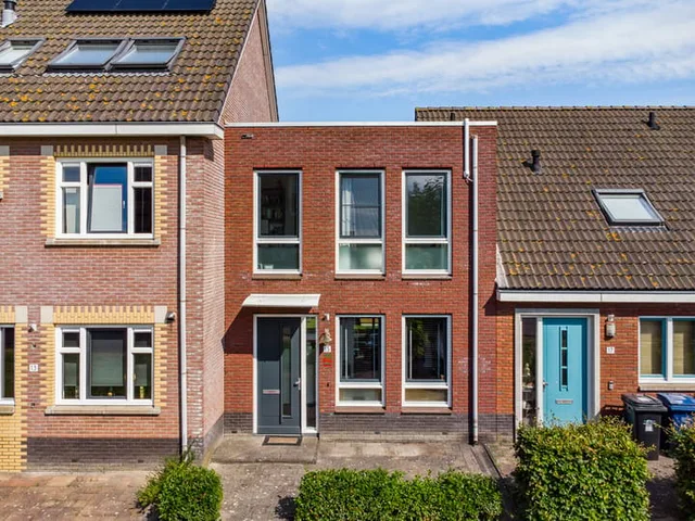 Eddastraat 15