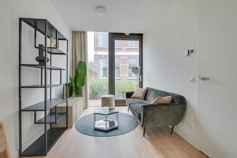 Kennemerstraatweg 21-J