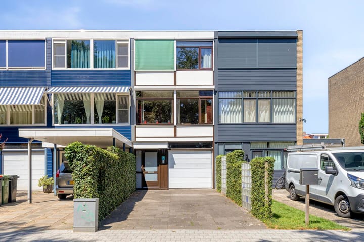 Van Hogendorpplein 12