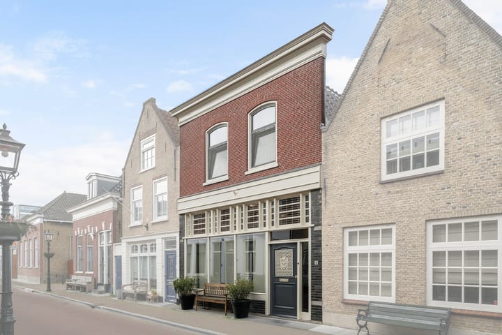 Zuiddijk 10