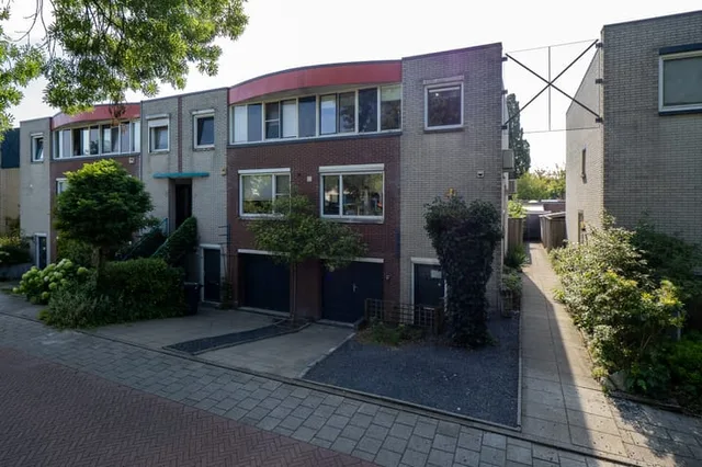 Theresastraat 15