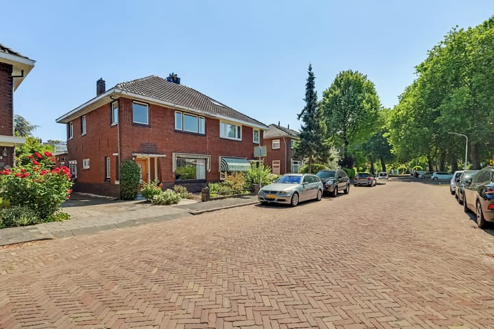 Dillenburgstraat 8