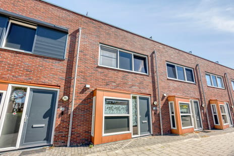 Maasstraat 12