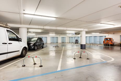 Stationsplein (diverse parkeerplaatsen)