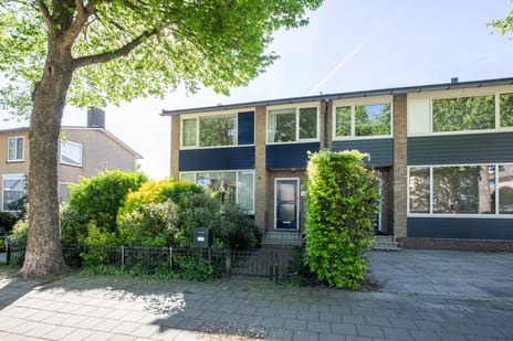 1e J.C. Mensinglaan 8