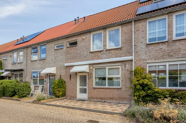 Vlasstraat 8