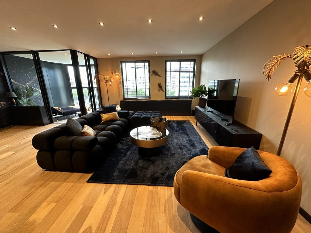 Weena 61-C